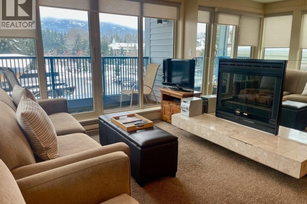 310 Week 1-4321 Village Gate Boulevard, Whistler, BC, photo 3