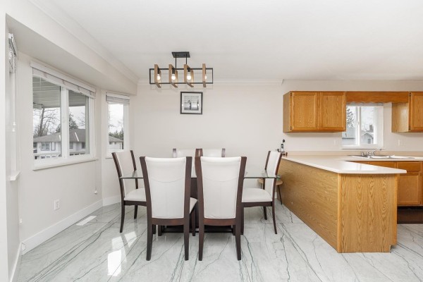 31000 Sidoni Avenue, Abbotsford, BC V2T5K1 Photo 3