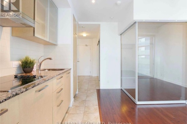 3101 - 12 York Street, Toronto, ON M5J0A9 Photo 4