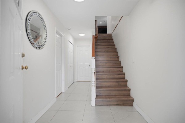 31015 Upper Maclure Road, Abbotsford, BC V2T5J5 Photo 5