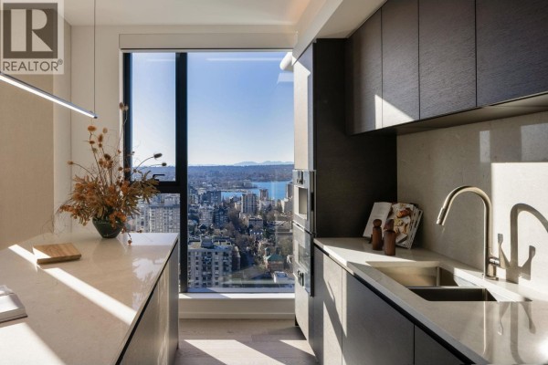 3102 1482 Robson Street, Vancouver, BC V6G0E4 Photo 5