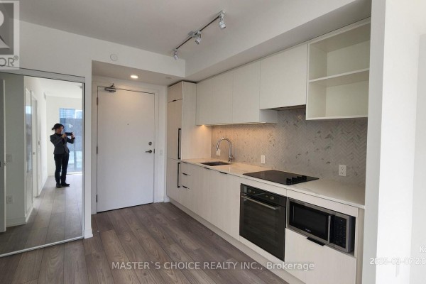 3106 - 82 Dalhousie Street, Toronto, ON, photo 2