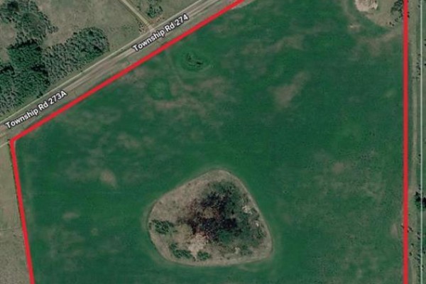 31067 Twp Rd 274, Rural Rocky View County, AB T4C2Z8 Photo 2