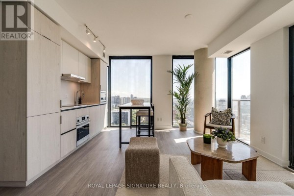 3107 - 47 Mutual Street, Toronto, ON, photo 2