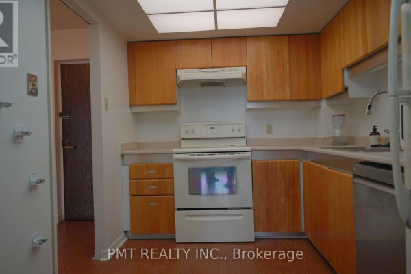 3107 - 65 Harbour Square, Toronto, ON M5J2L4 Photo 2