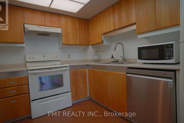 3107 - 65 Harbour Square, Toronto, ON M5J2L4 Photo 3
