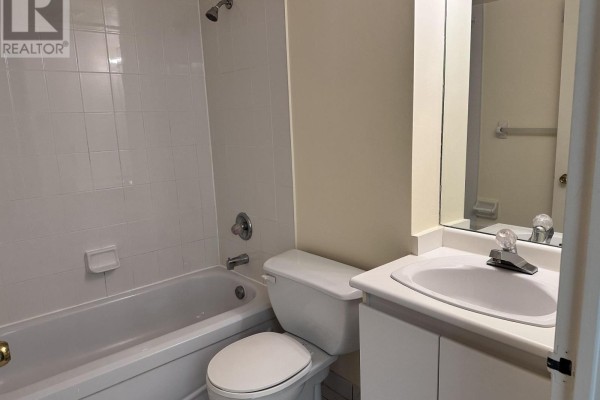 3107 - 736 Bay Street, Toronto, ON M5G1N6 Photo 5