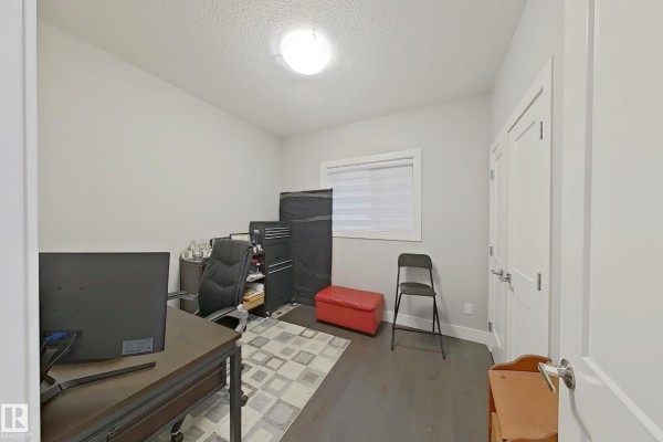 Kitchen - 3107 13 Av Nw, Edmonton, AB T6T0Z3 Photo 3