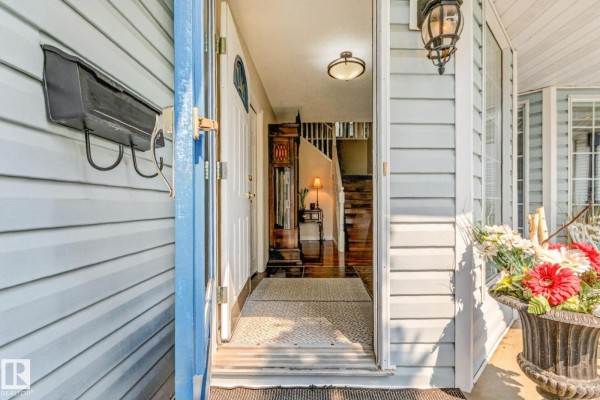Den - 3108 36b Av Nw, Edmonton, AB T6T1H4 Photo 5