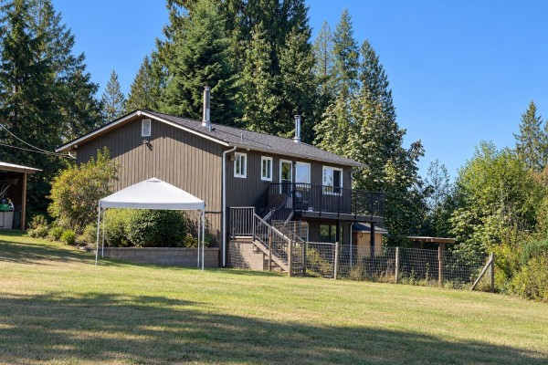 31081 Silverhill Road, Mission, BC V4S1G9 Photo 3