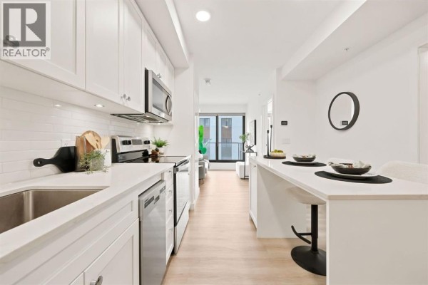 3pc Bathroom - 311, 123 4 Street, Calgary, AB T2E8K3 Photo 3