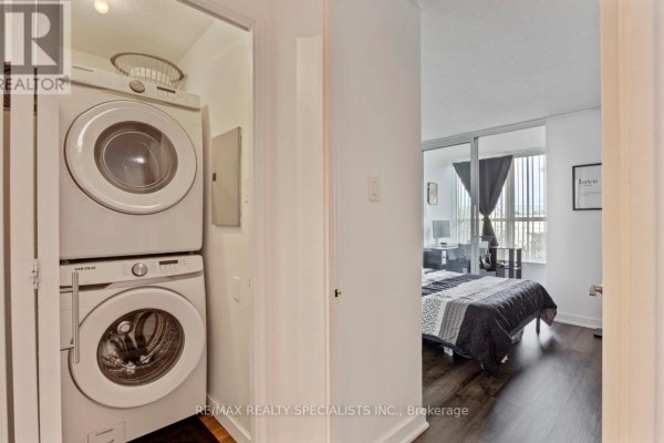 Primary Bedroom - 311 - 330 Mccowan Road, Toronto, ON M1J3N3 Photo 4