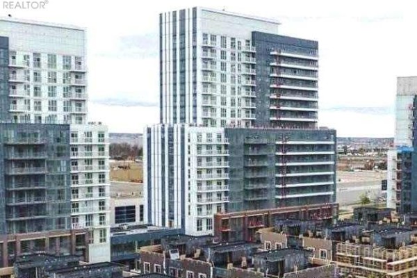 311 - 38 Honeycrisp Crescent, Vaughan