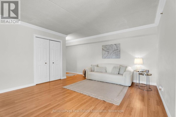 Primary Bedroom - 311 - 4003 Kilmer Drive, Burlington, ON L7M4M1 Photo 5