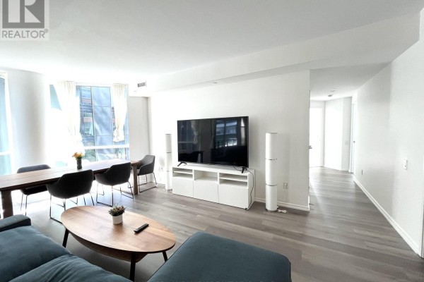 Kitchen - 311 - 45 Charles Street E, Toronto, ON M4Y1S2 Photo 2