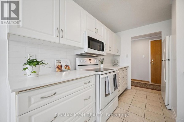 311 - 55 Blue Springs Drive, Waterloo, ON N2J4T3 Photo 2