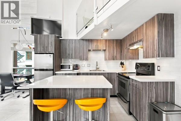 311 1 E Cordova Street, Vancouver, BC V6A4H3 Photo 2