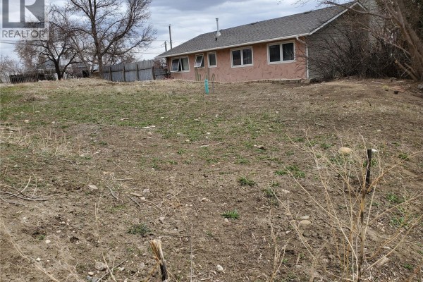311 10th Avenue Nw, Swift Current, SK, photo 3