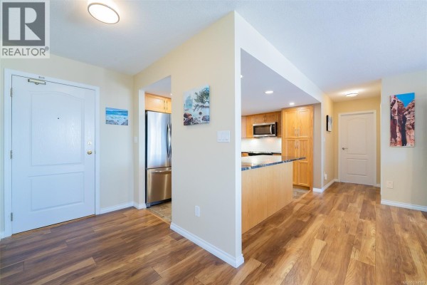 Ensuite - 311 158 Promenade Dr, Nanaimo, BC V9R6M7 Photo 3
