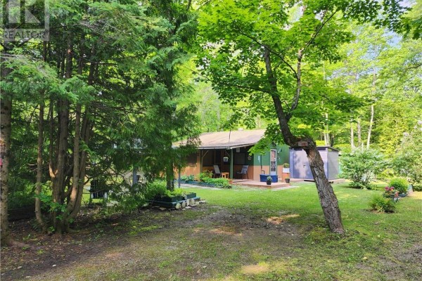 Kitchen - 311 #17 Crosshill Rd., M Chigeeng, ON P0P1G0 Photo 5