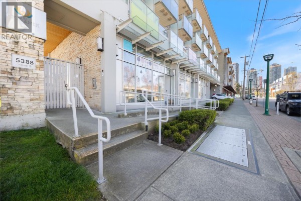 311 5388 Grimmer Street, Burnaby, BC V5H0B9 Photo 4