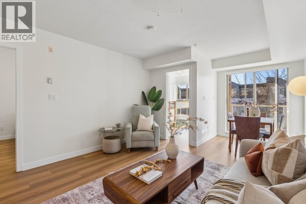 311 702 E King Edward Avenue, Vancouver, BC V5V0A9 Photo 2