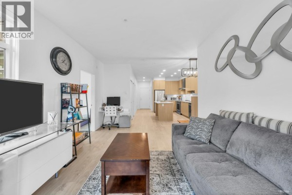 311 7788 18th Street, Burnaby, BC V3N0J3 Photo 4