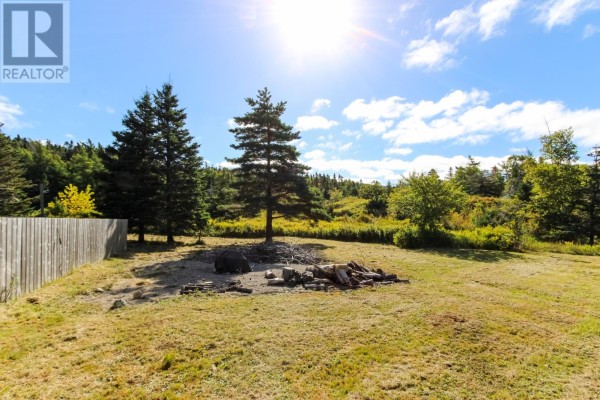 Bath (# pieces 1-6) - 311 Conception Bay Highway, Holyrood, NL A0A2R0 Photo 5