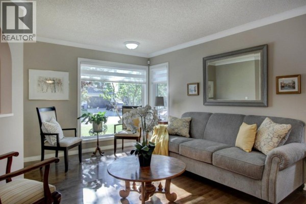 Study - 311 Douglasbank Green Se, Calgary, AB T2Z1V7 Photo 4