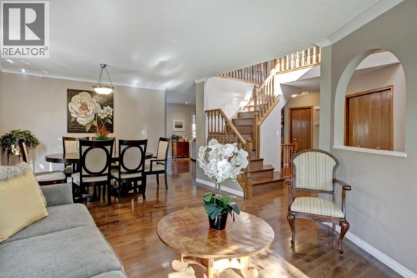 5pc Bathroom - 311 Douglasbank Green Se, Calgary, AB T2Z1V7 Photo 5