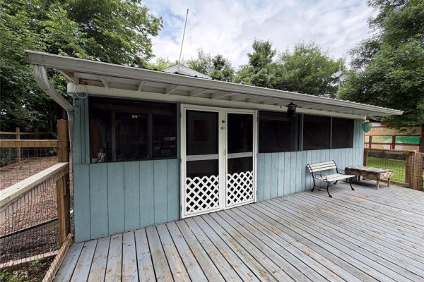 311 Elm Drive, Oak Lake Beach, MB R0M1P0 Photo 3