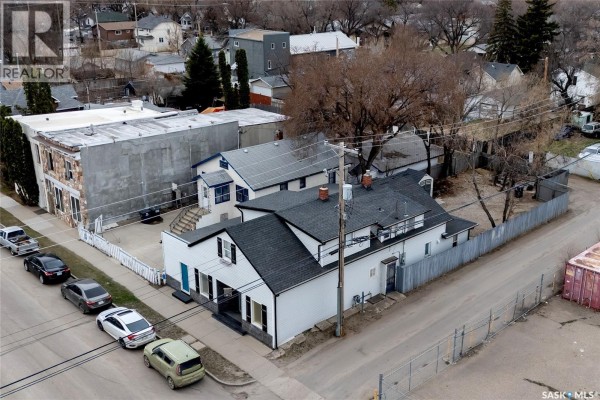 Den - 311 F Avenue S, Saskatoon, SK S7M1T7 Photo 3