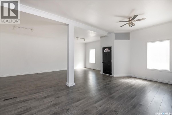 4pc Bathroom - 311 F Avenue S, Saskatoon, SK S7M1T7 Photo 4