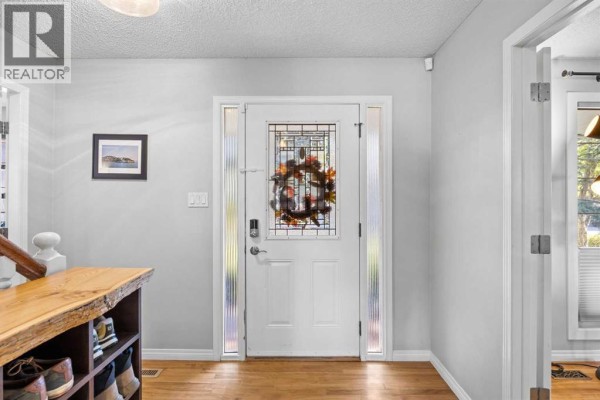 Kitchen - 311 Glamorgan Crescent Sw, Calgary, AB T3E5B7 Photo 3