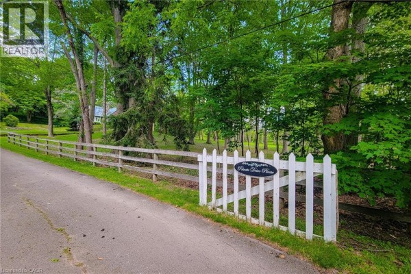 311 Golf Links Road, Hamilton, ON L9G2N6 Photo 5