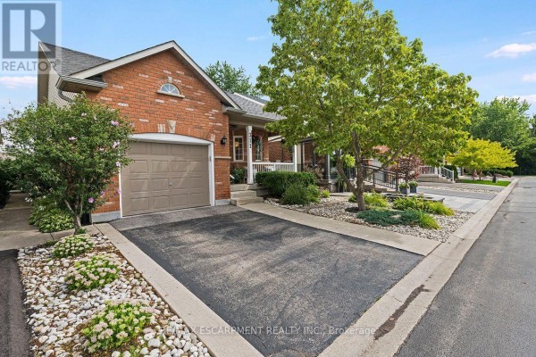 Kitchen - 311 Malick Street, Milton, ON L9T5X4 Photo 2