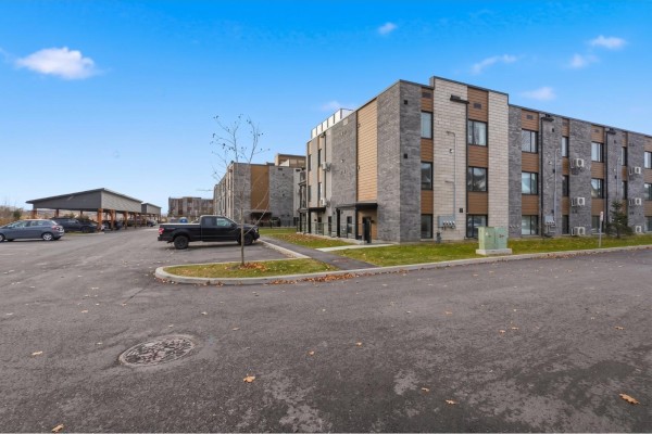311 Rue De La Cité-jardin, #2, Gatineau, QC J8T0G4 Photo 2