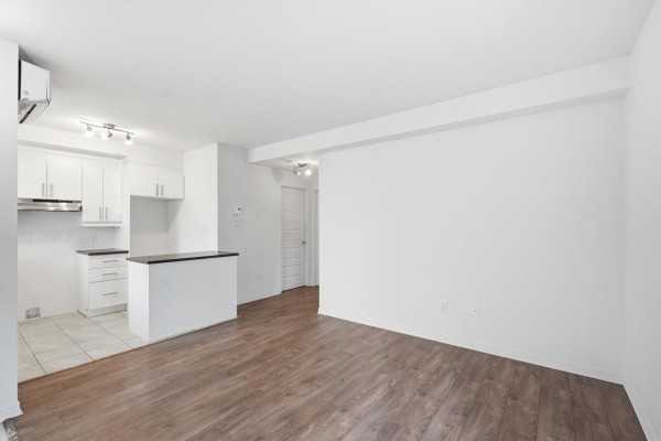 311 Rue De La Cité-jardin, #2, Gatineau, QC J8T0G4 Photo 4