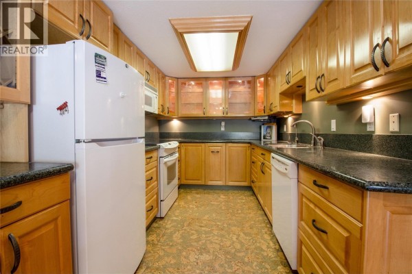 Full ensuite bathroom - 311 Sixth Street Unit# 309, Revelstoke, BC V0E2S0 Photo 3