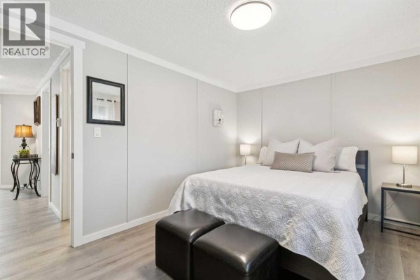 Bedroom - 311 Stanley Avenue, Okotoks, AB T1S1M4 Photo 4