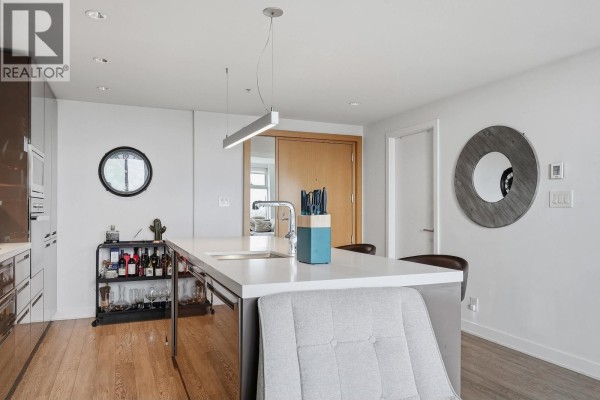3110 777 Richards Street, Vancouver, BC V6B0M6 Photo 4