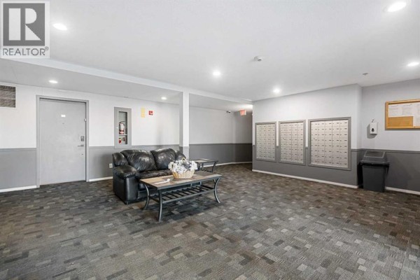 Foyer - 3112, 1620 70 Street Se, Calgary, AB T2A7Z2 Photo 4