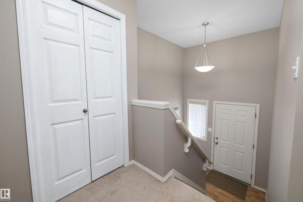 Kitchen - 3114 32 Av Nw, Edmonton, AB T6T1X3 Photo 3