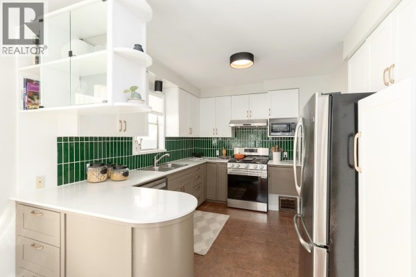 3114 Turner Street, Vancouver, BC V5K2H1 Photo 5