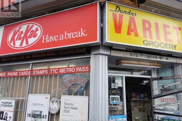 3115 Dundas Street W, Toronto, ON M6P1Z9 Photo 2
