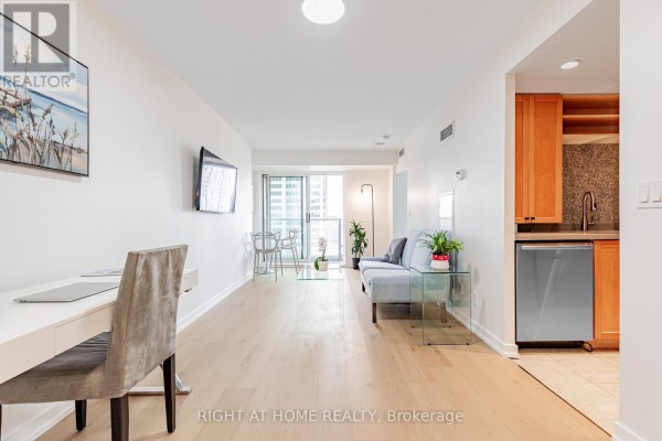 3116 - 8 Park Road, Toronto, ON, photo 2