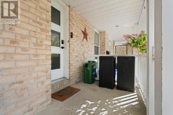 Primary Bedroom - 3117 Northdale Drive, Cornwall, ON K6K1V7 Photo 4