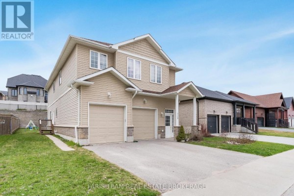 3118 Emperor Drive, Orillia, ON, photo 3