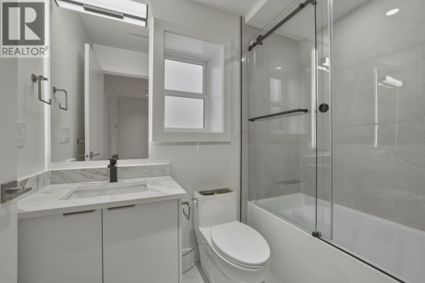 3118 W 42nd Avenue, Vancouver, BC V6N3H2 Photo 4