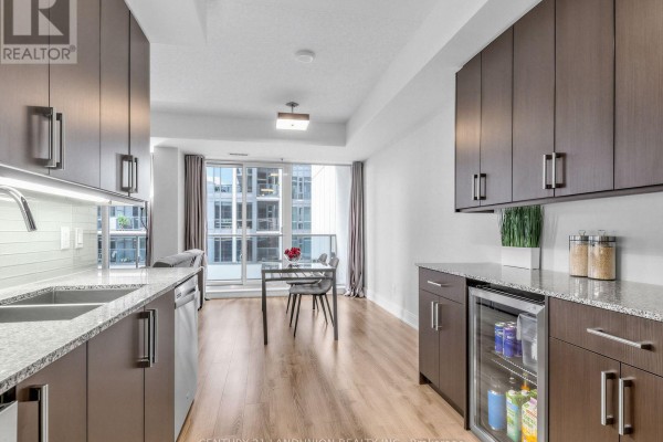 Den - 311b - 9600 Yonge Street, Richmond Hill, ON L4C0X3 Photo 5